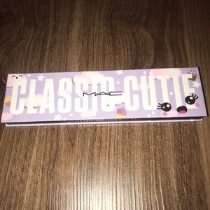 MAC Girls Classic Cutie Eye Palette